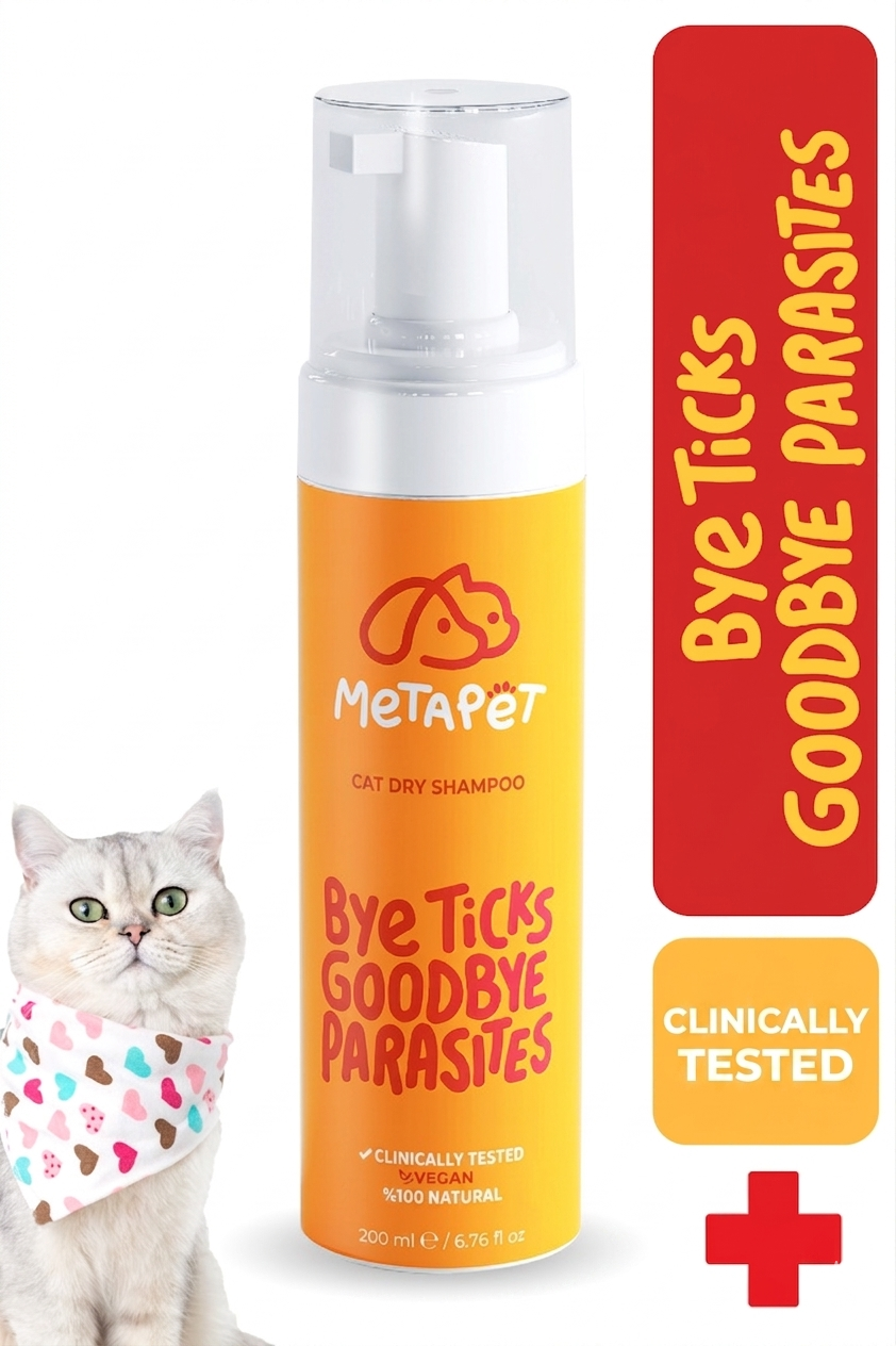 MetaPet flea and tick dry foam shampoo for cats, waterless parasite care bottle